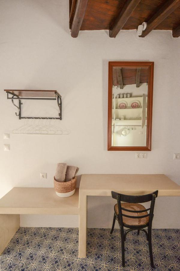 Castrum Traditional Sunset Suites Plaka  Exteriör bild
