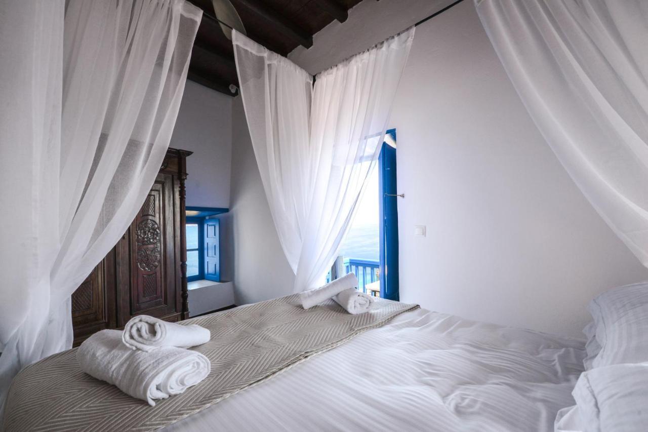 Castrum Traditional Sunset Suites Plaka  Exteriör bild
