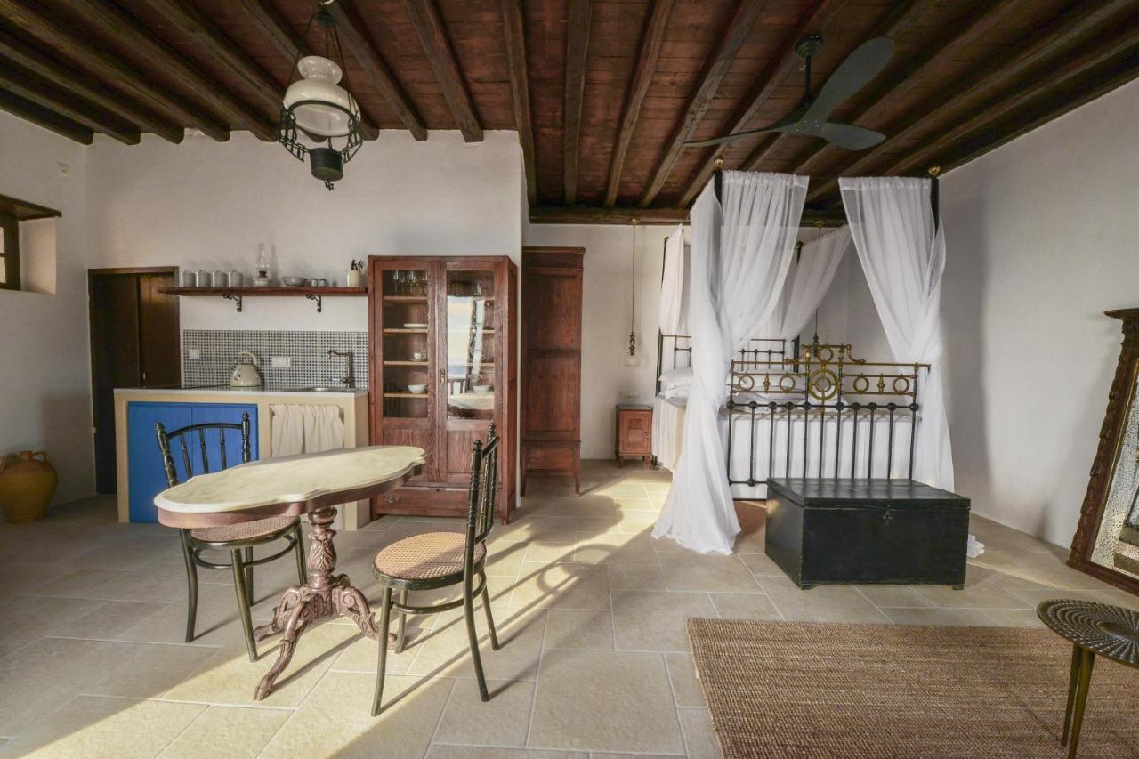 Castrum Traditional Sunset Suites Plaka  Exteriör bild