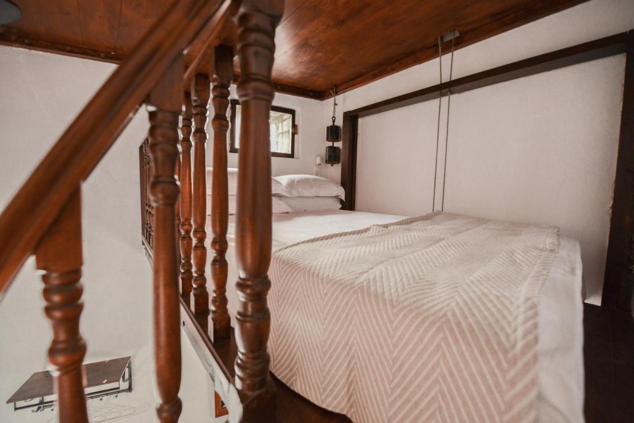 Castrum Traditional Sunset Suites Plaka  Exteriör bild