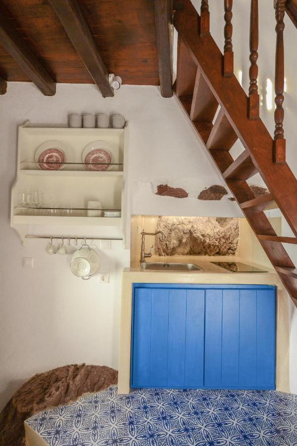 Castrum Traditional Sunset Suites Plaka  Exteriör bild